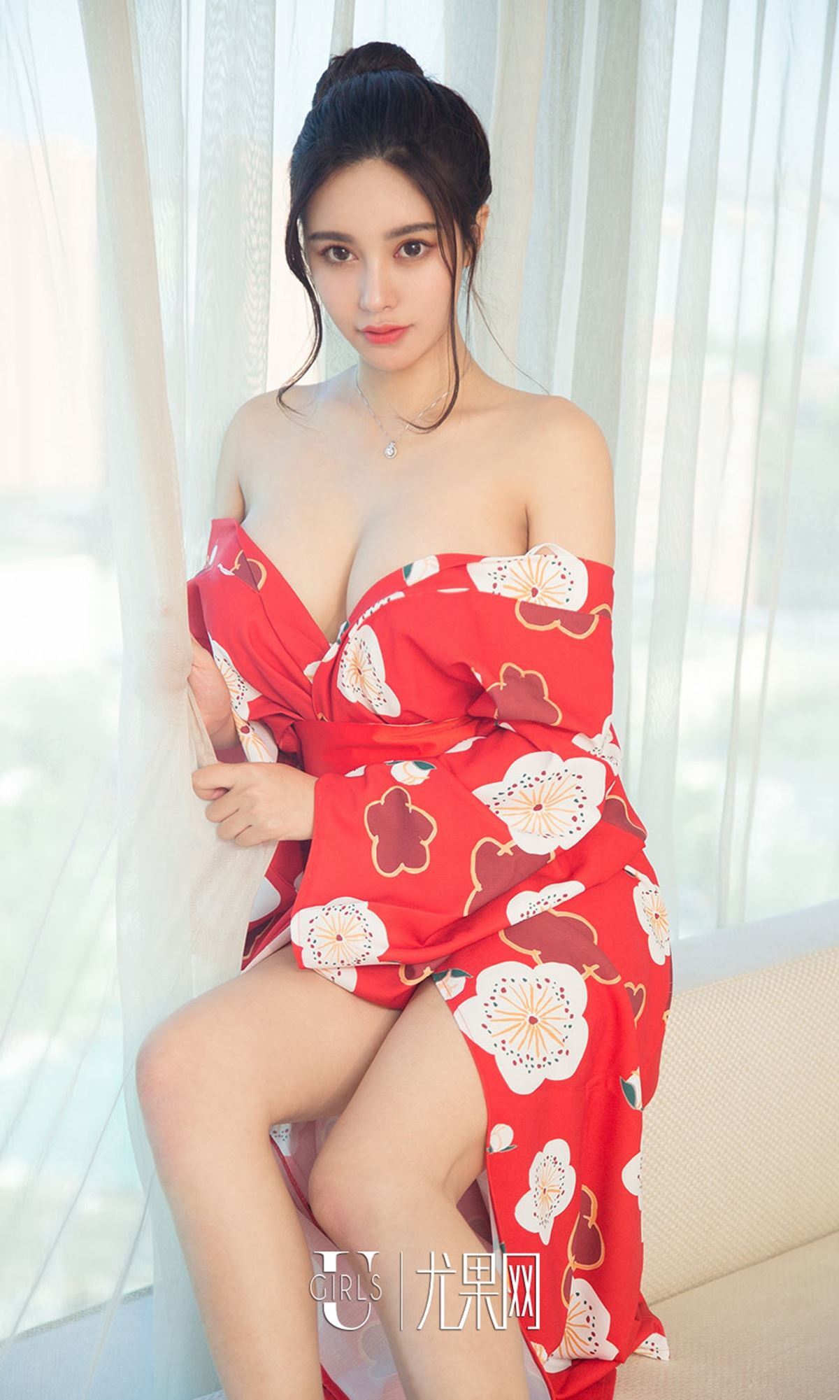 [Ugirls尤果网]爱尤物APP 2019.01.29 No.1350 珍珠小姐 金梓馨